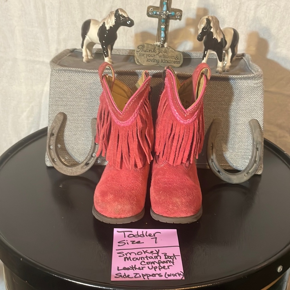 Cowgirl Boots—Toddler Size 7–Pink Suede with Fringe